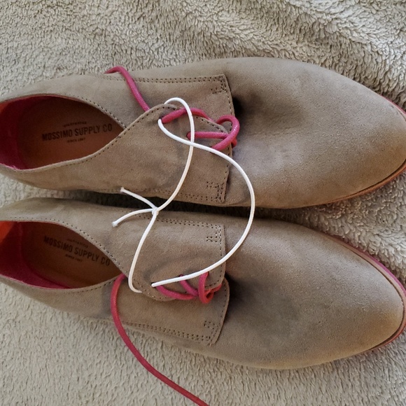 Faux Suede womans dress shoe - Picture 1 of 3